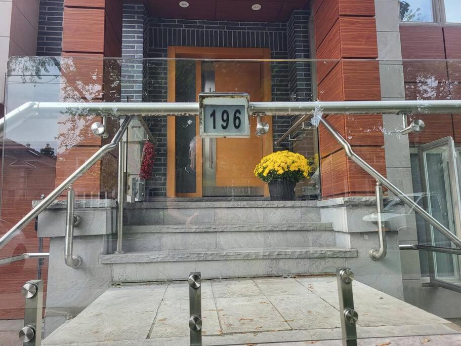 Toronto Modern House Apartment Екстериор снимка