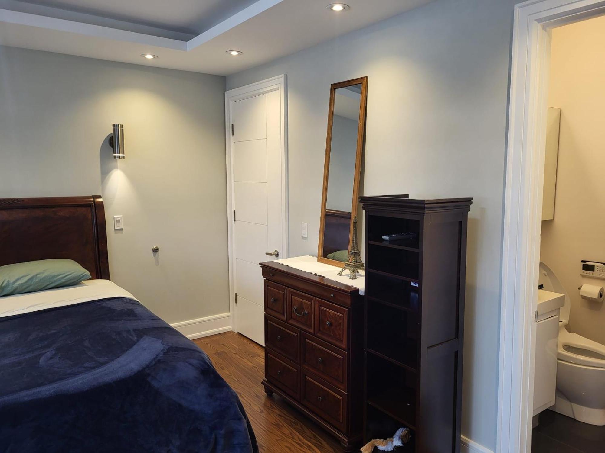 Toronto Modern House Apartment Екстериор снимка